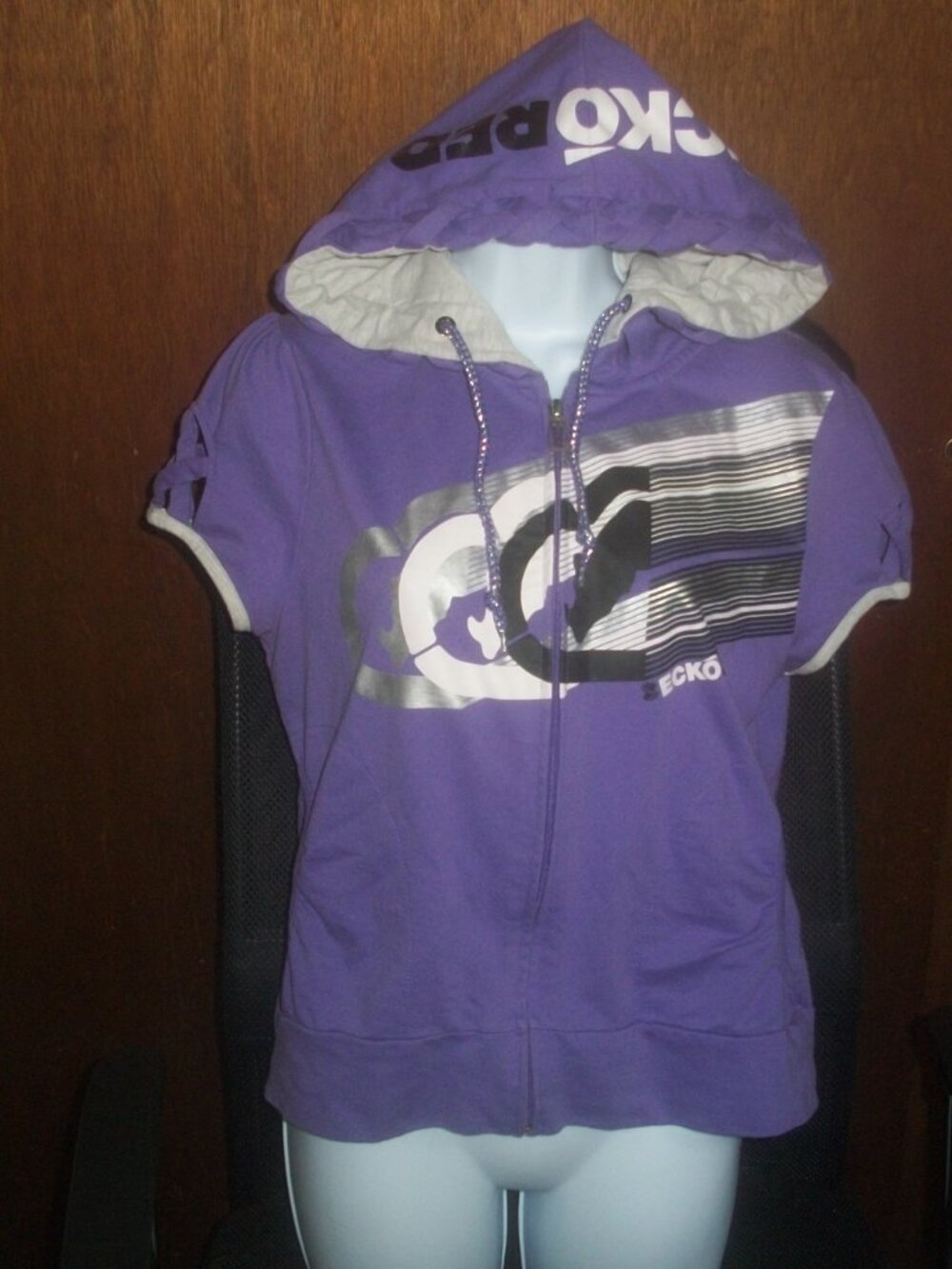 womens ECKO RED zip up hoodie.cap sleeve.Vintage.Y2K.size medium